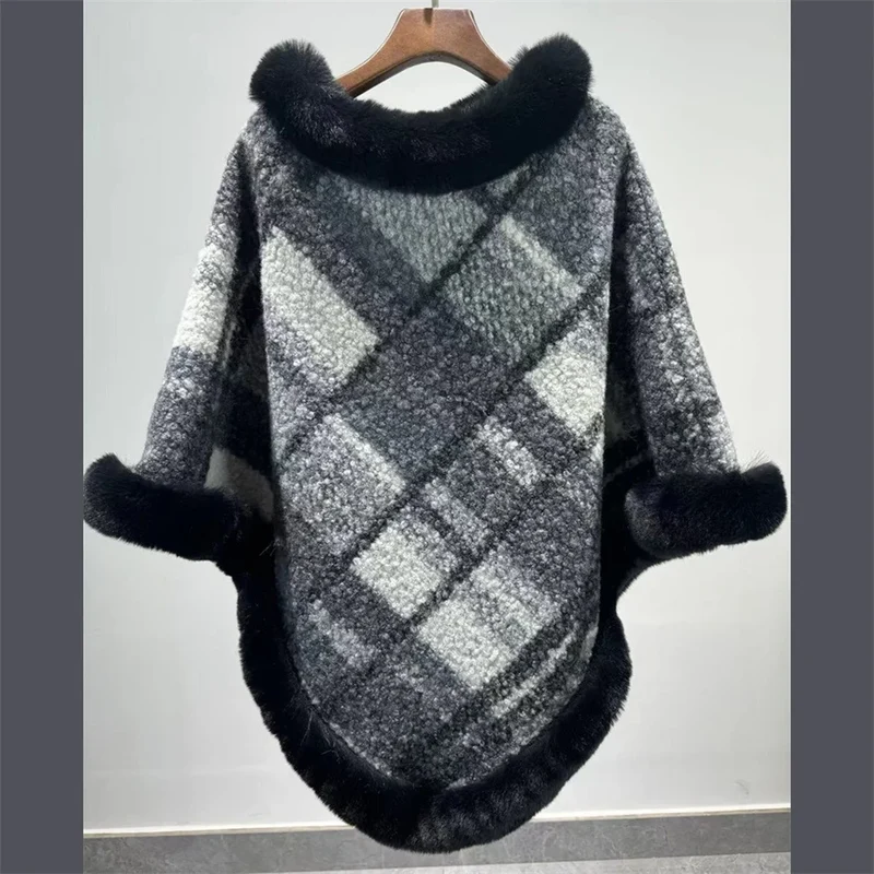 Poncho Femme Jacquard Tricoté Avec Fourrure Hiver