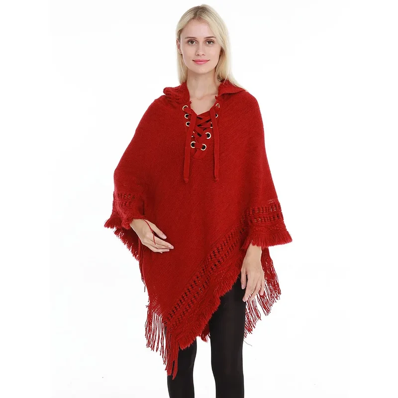 Cape Crochet Capuche Franges élégance Urbaine