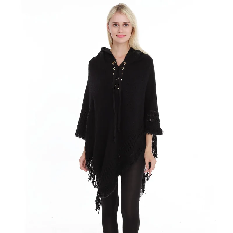 Cape Crochet Capuche Franges élégance Urbaine