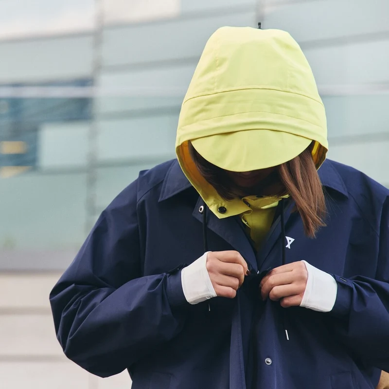 Capuche de pluie Fudini jaune mimosa