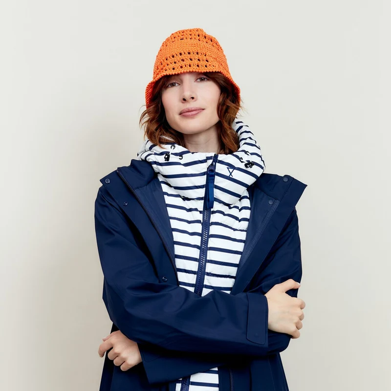 Capuche doudoune à rayures bleu marine et blanc