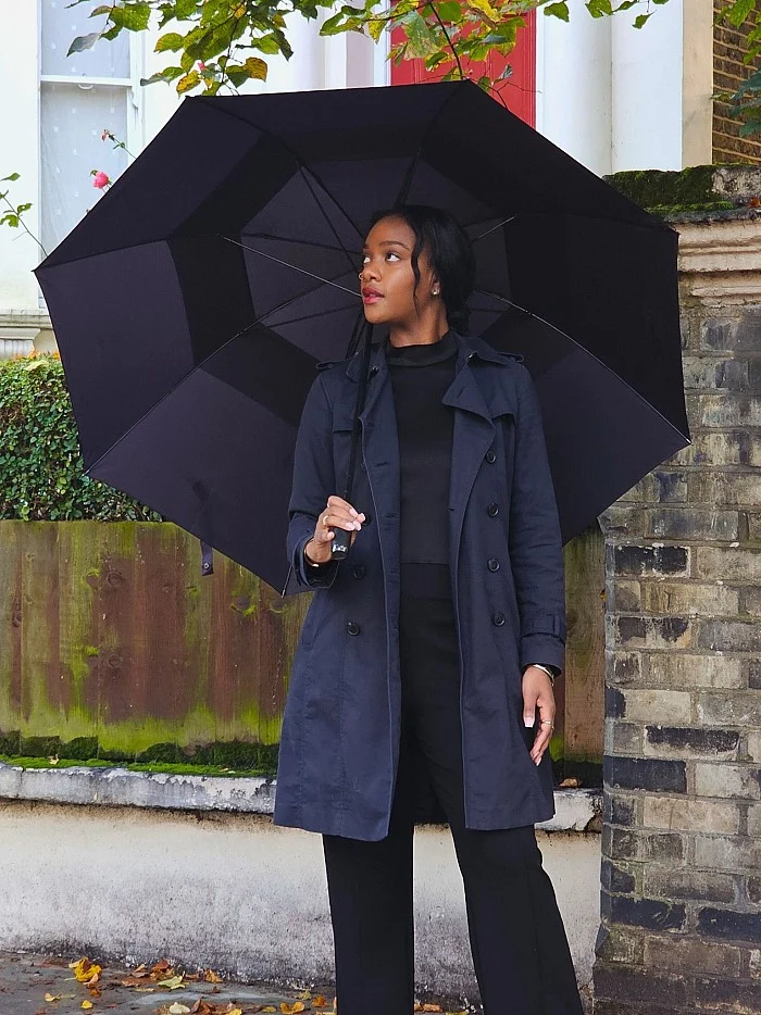 Fulton Executive Golf Umbrella - Dark Navy | Windproof Vented Canopy | 132cm Coverage