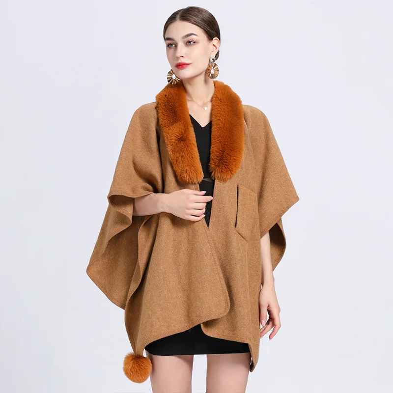 Cape Fourrure Chic