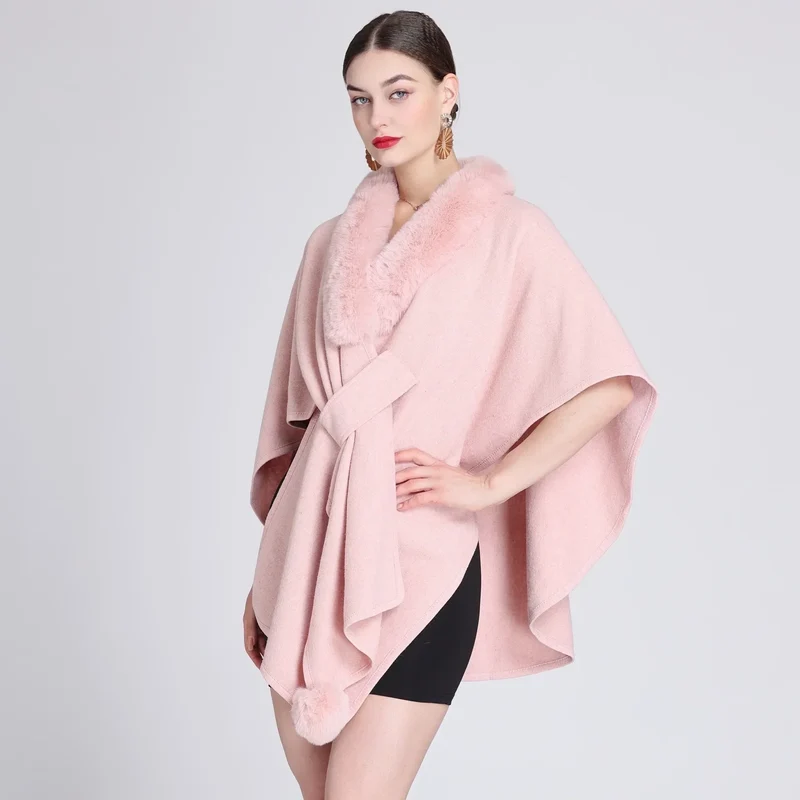 Cape Fourrure Chic