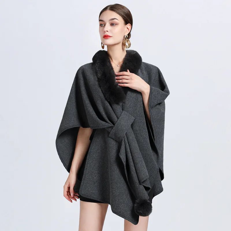Cape Fourrure Chic