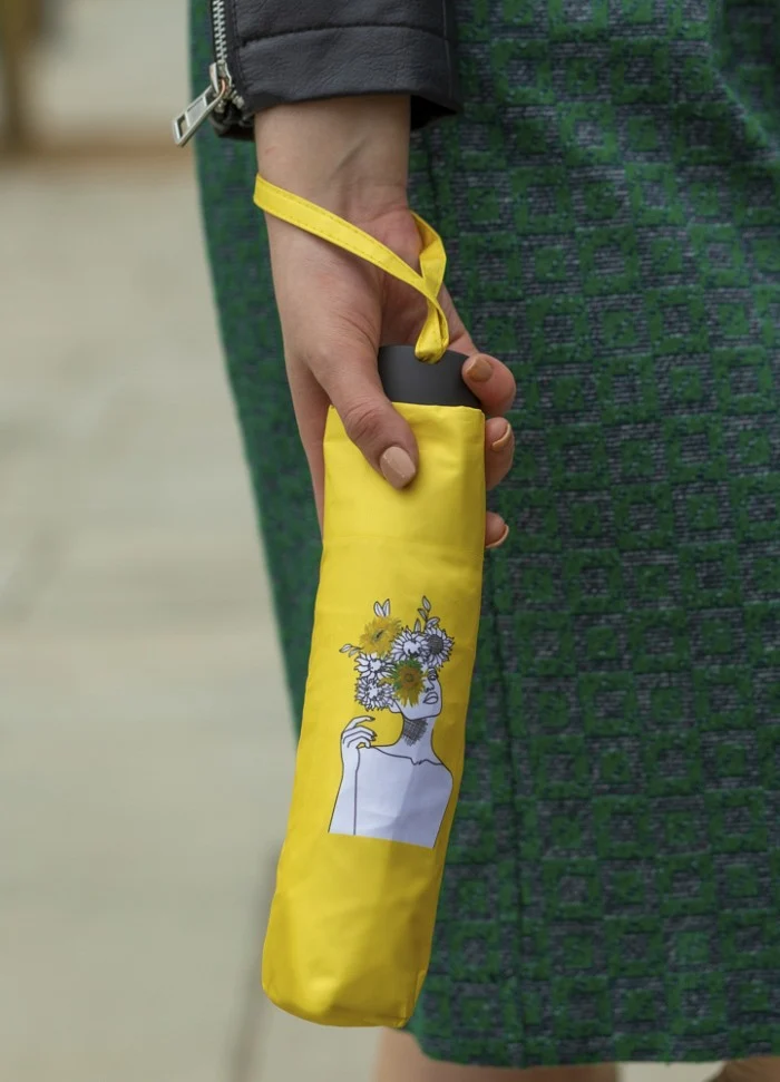 National Gallery x Fulton Minilite UV Umbrella - Van Gogh Sunflowers | UPF 50+ Art Print | Compact