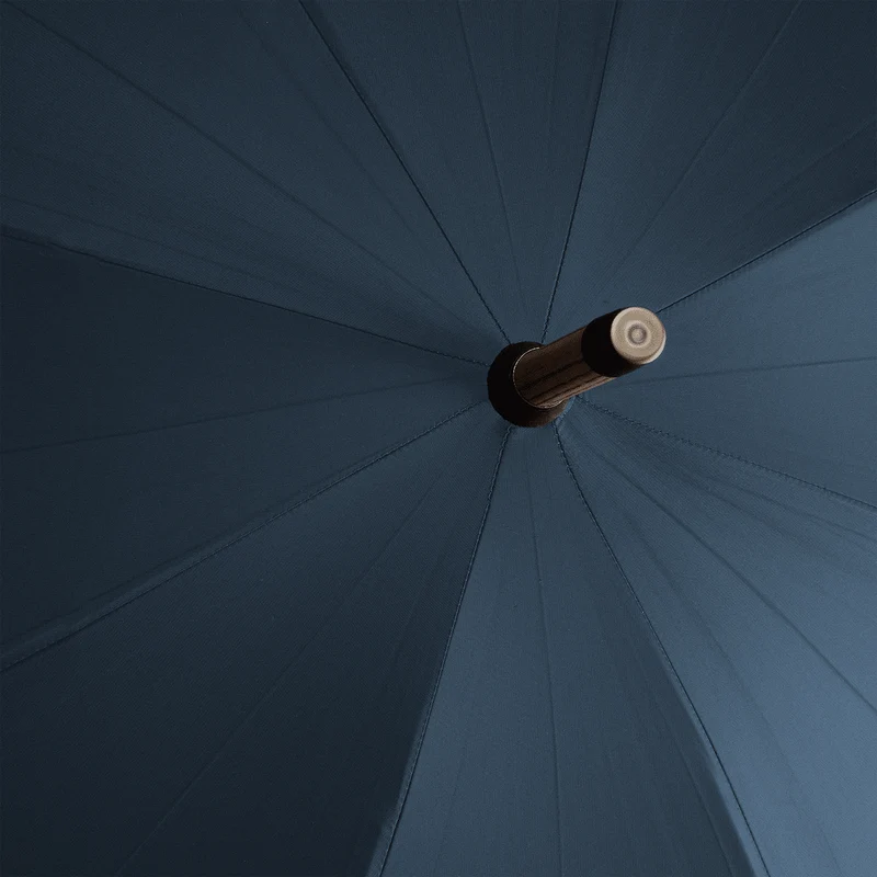 Parapluie homme en châtaignier poli - Bleu marine français