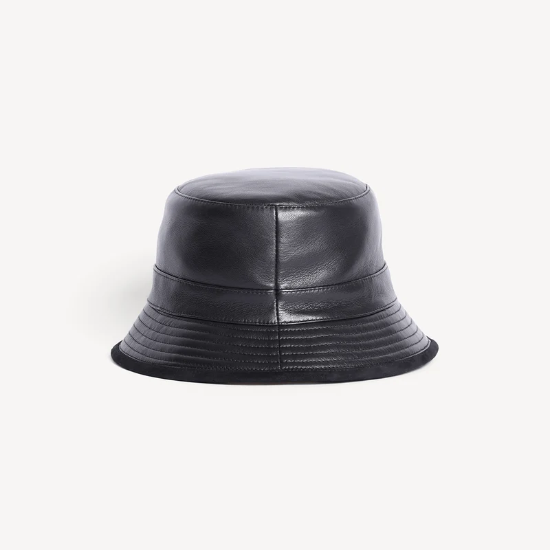 Bob en cuir noir