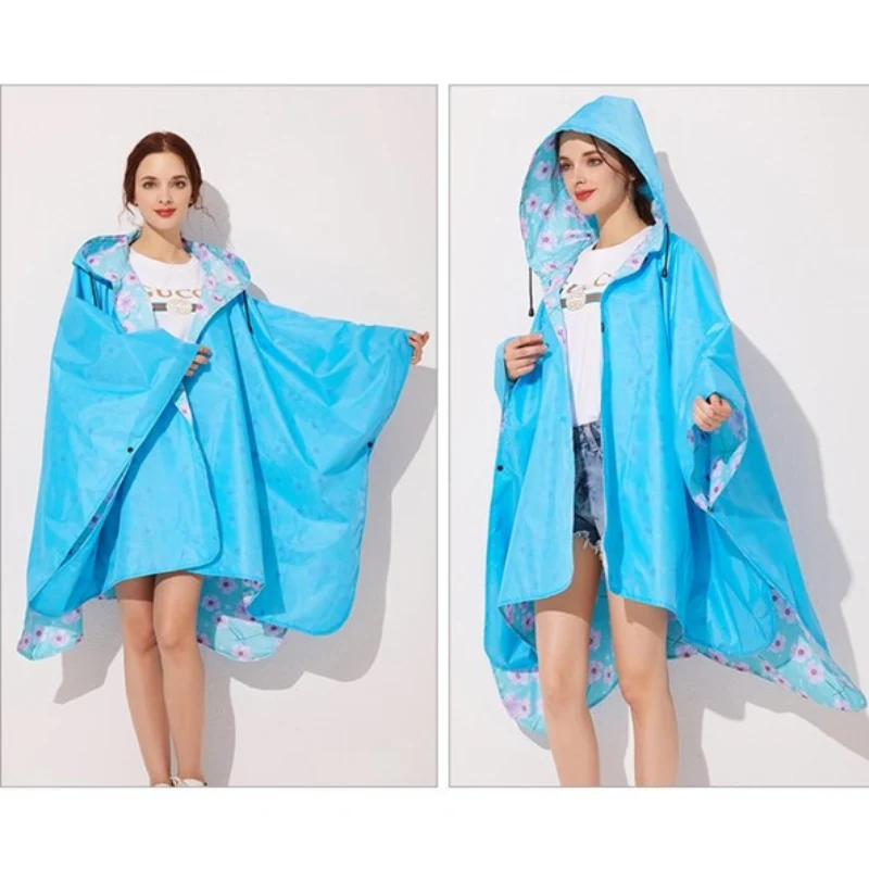 Cape de Pluie Femme Originale