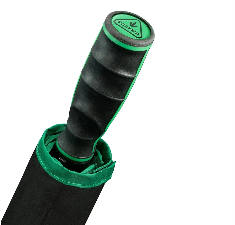 Fulton Performance Titan Golf Umbrella - Black | Supersize 136cm Span | Windproof Vented Canopy