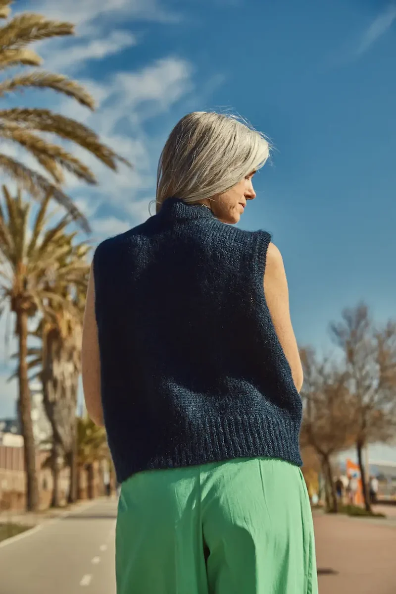 FRIDA Sleeveless Cardigan in Mohair and Silk - Midnight Blue