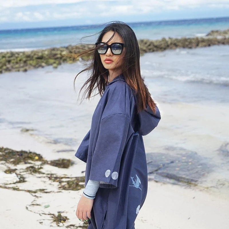 Poncho Surf Shark