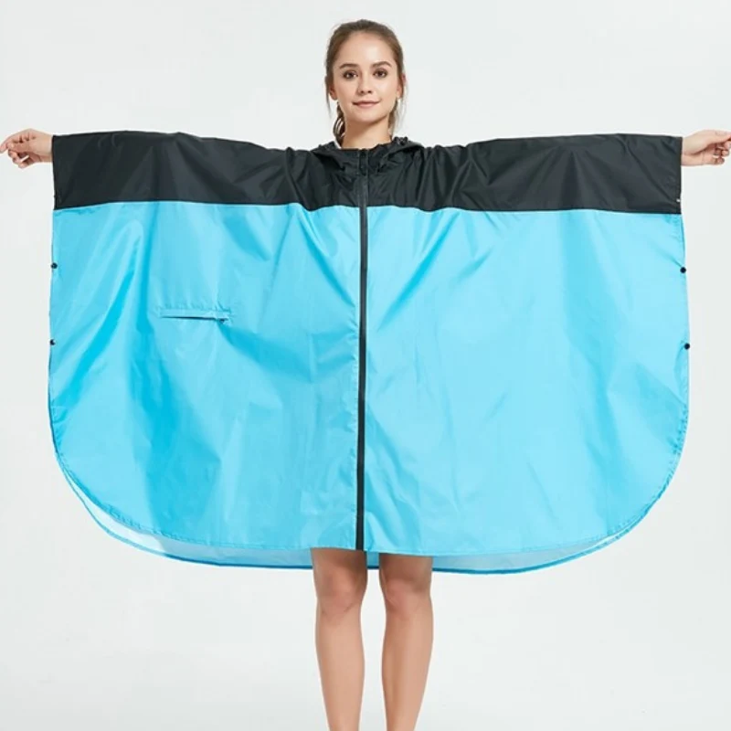 Cape de Pluie K Way Femme