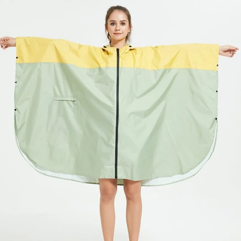 Cape de Pluie Respirante Femme