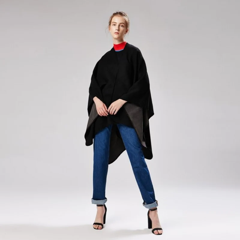 Poncho Noir Femme