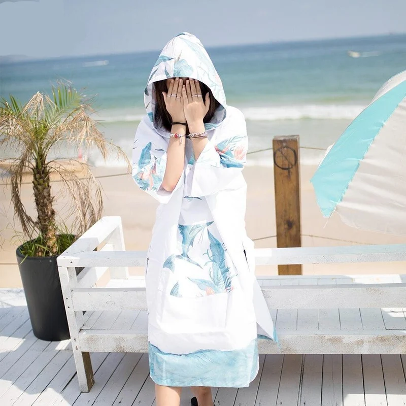 Poncho Surf Lightning