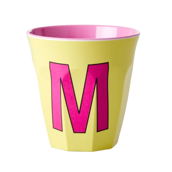 Gobelet Lettre mélamine tons roses - toutes les lettres