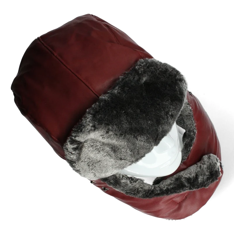Bonnet chapka fourré rouge