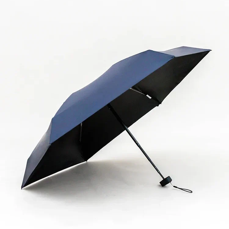 PARACHASE6001 - Parapluie pliant compact, plat, léger.