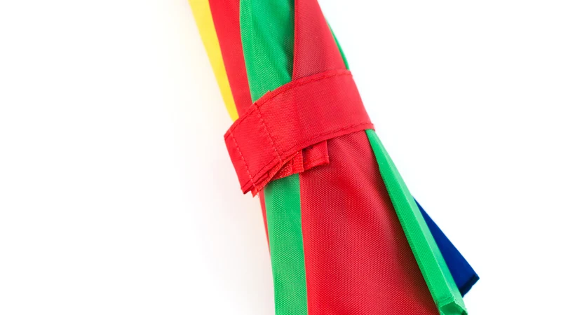 Parapluie à 8 panneaux en polyester résistant ESPINETE