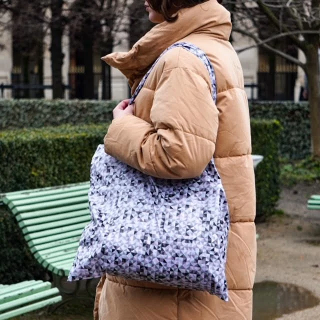 TOTE BAG GÉOMÉTRIQUE GRIS VERT