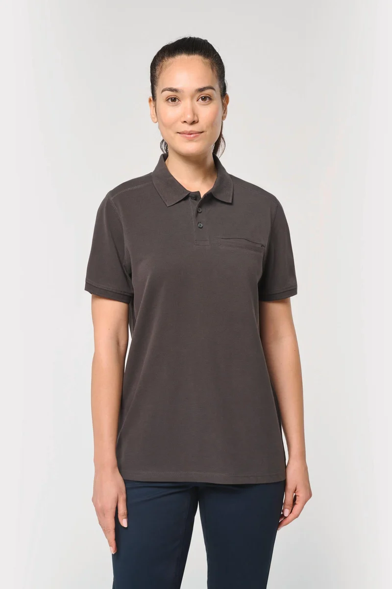 WK206 - Polo unisexe écoresponsable avec poche poitrine