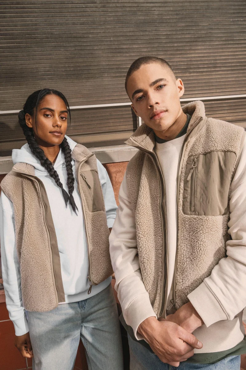 NS624 - Bodywarmer écoresponsable en sherpa unisexe