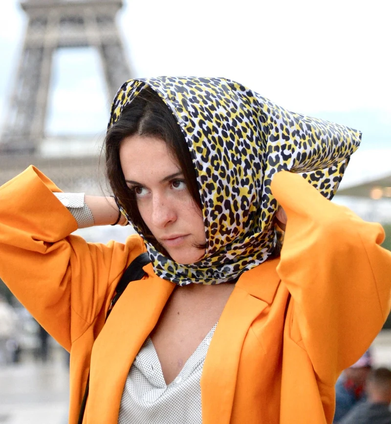 FOULARD PANTHÈRE JAUNE