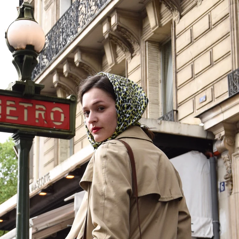 FOULARD PANTHÈRE JAUNE