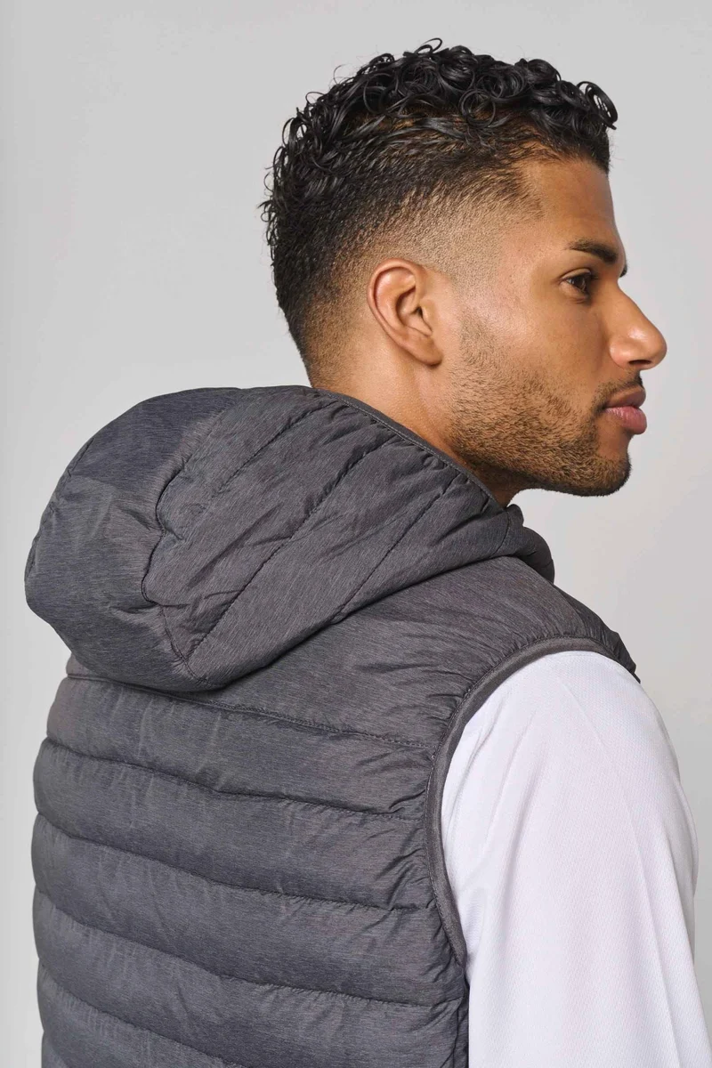 PA237 - Bodywarmer à capuche