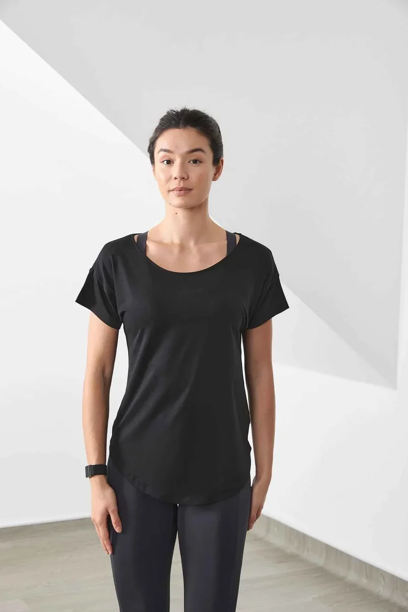 TL527 - T-shirt scoop neck femme