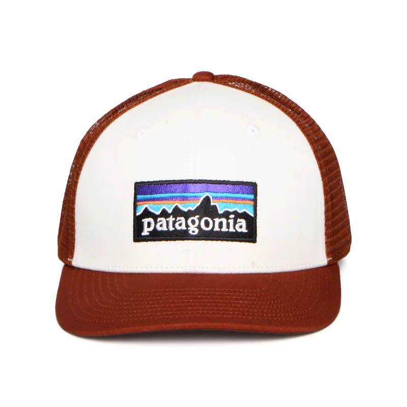 Casquette Trucker en Coton Bio P-6 Logo blanc-rouille PATAGONIA