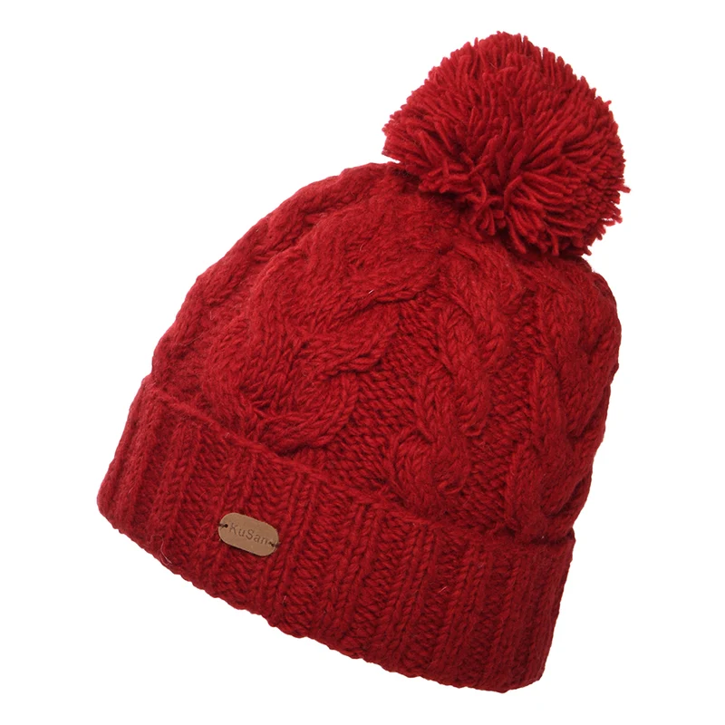 Bonnet à Pompon à Torsades à Revers rouge KUSAN