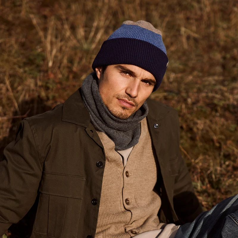 Bonnet en Laine Mérinos Walnur bleu BARTS