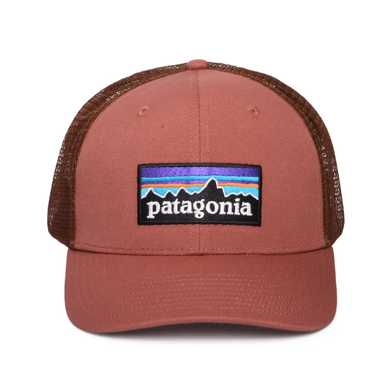 Casquette Trucker en Coton Bio P-6 Logo argile PATAGONIA