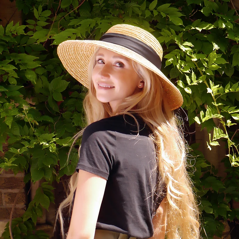 Chapeau Été Canotier en Paille Milan II naturel SUR LA TÊTE - VENTE EN GROS