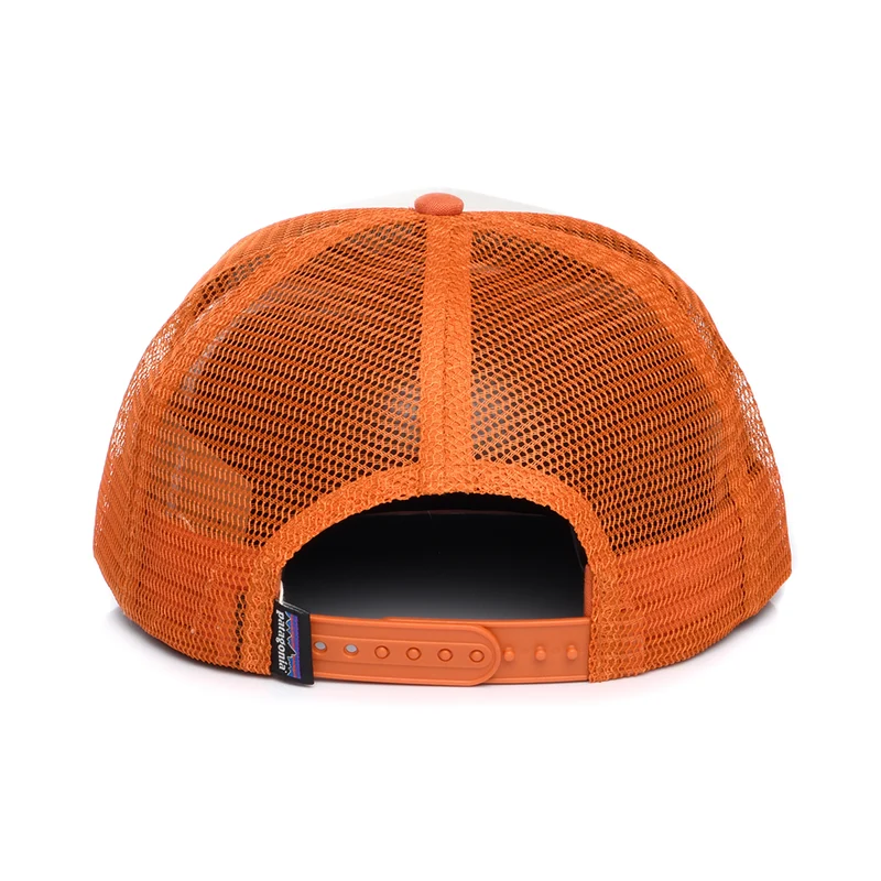 Casquette Trucker en Coton Bio P-6 Logo blanc-rouille PATAGONIA