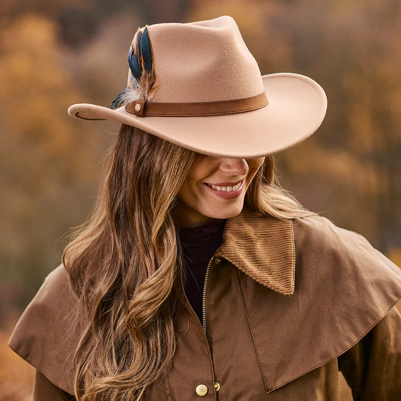 Chapeau Australien Hydrofuge en Laine Feutrée Avec Plumes camel FAILSWORTH