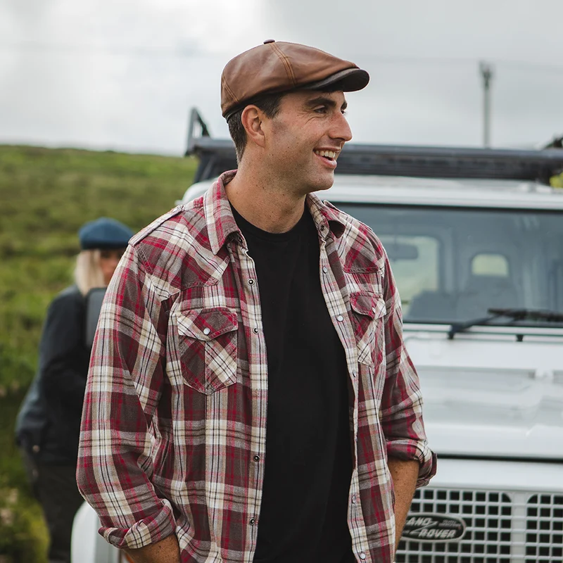 Casquette Plate en Cuir Fulton marron JAXON & JAMES - VENTE EN GROS