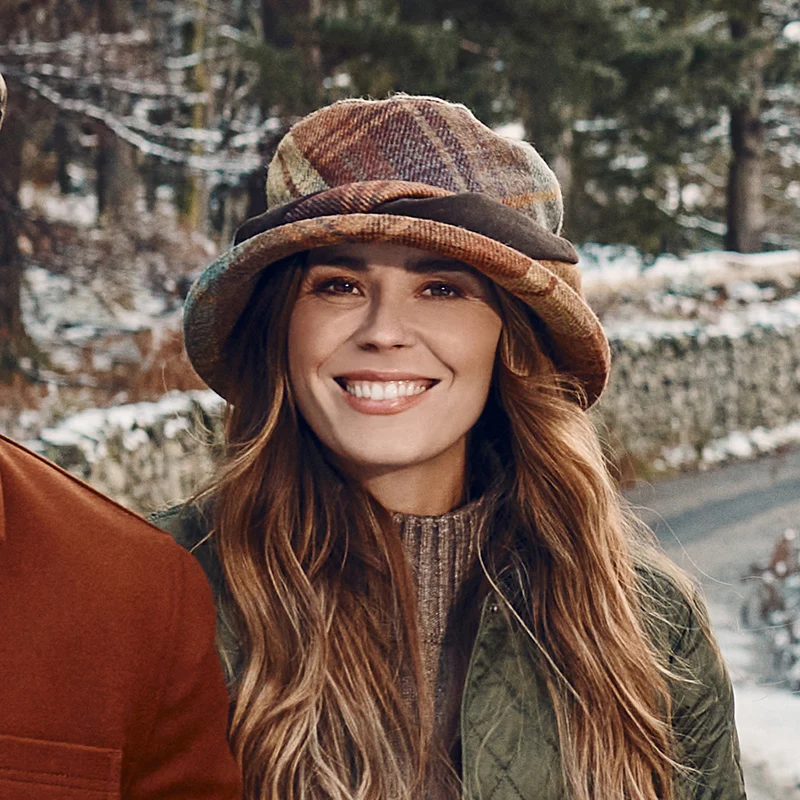 Chapeau Bob en Laine Britannique Tartan moutarde-multi FAILSWORTH