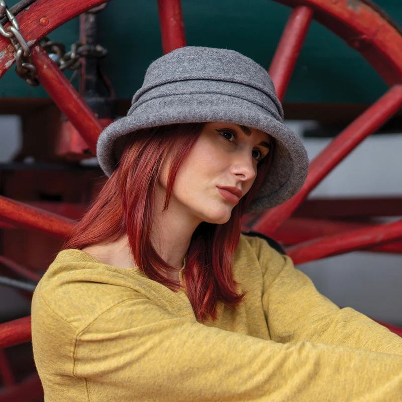 Chapeau Cloche en Laine Tula gris SCALA