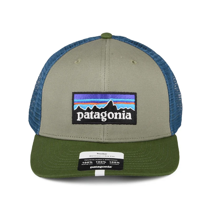 Casquette Trucker en Coton Bio P-6 Logo khaki-olive-bleu PATAGONIA