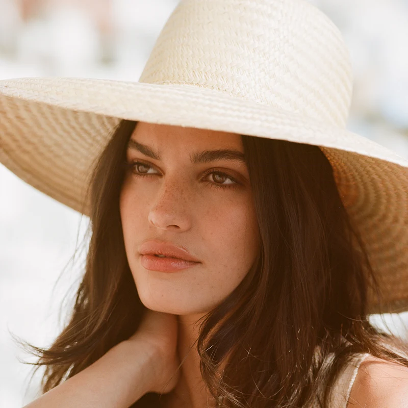 Chapeau Été à Bord Large en Paille Toyo Janae naturel BRIXTON