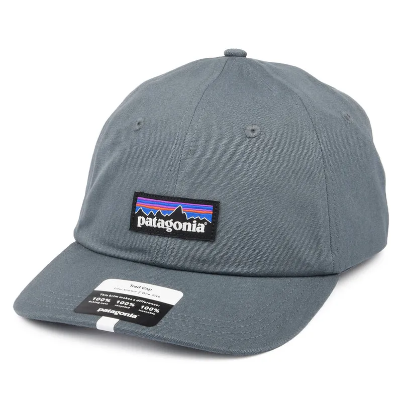 Casquette en Coton Bio P-6 Label Trad gris foncé PATAGONIA