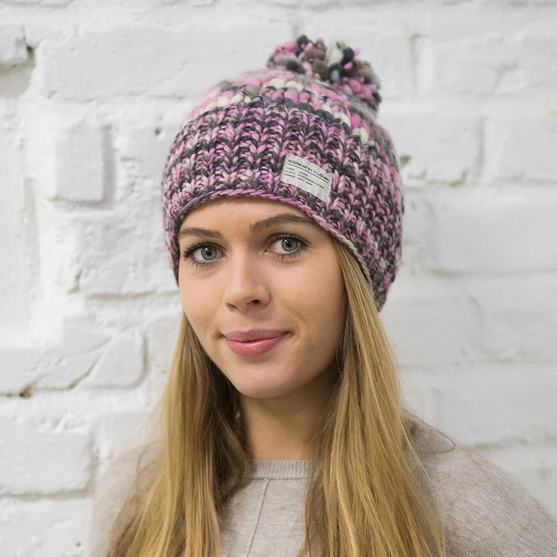 Bonnet à Pompon en Laine Irrégulière rose-violet KUSAN