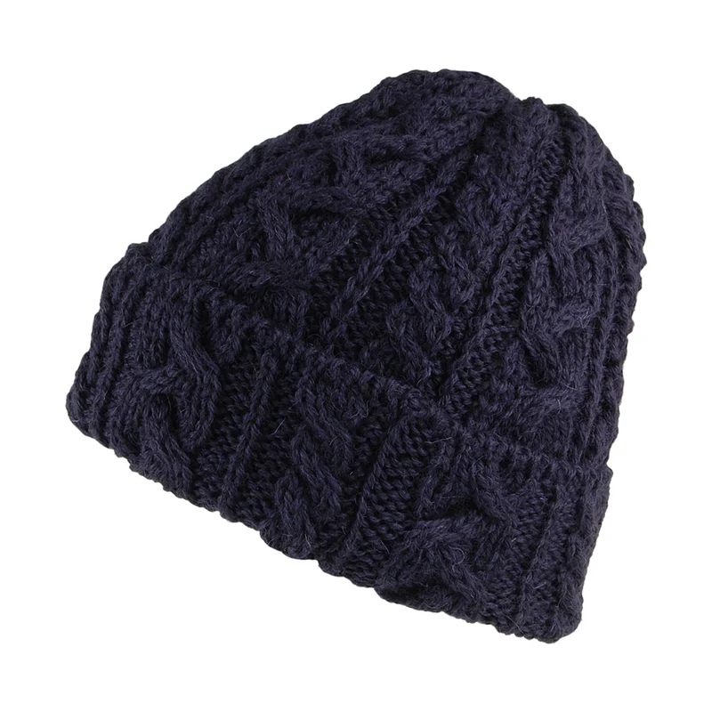 Bonnet en Laine Anglaise à Torsades et Revers bleu marine HIGHLAND 2000