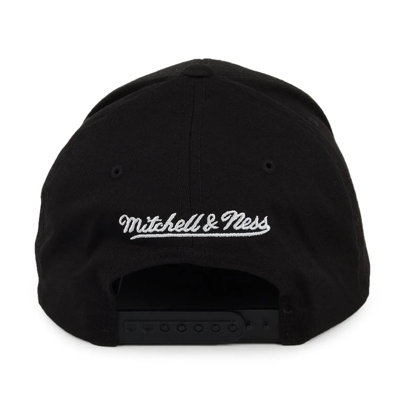 Casquette Snapback B&W Logo 110 Milwaukee Bucks noir-blanc MITCHELL & NESS