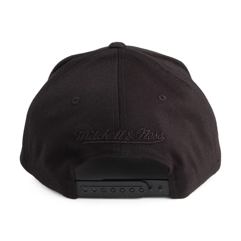 Casquette 110 Black On Black L.A. Lakers noir MITCHELL & NESS