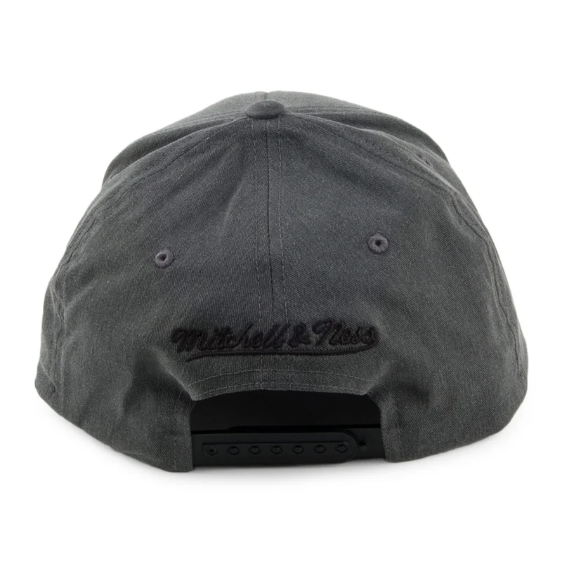 Casquette Snapback Washed Denim 110 New York Knicks noir MITCHELL & NESS
