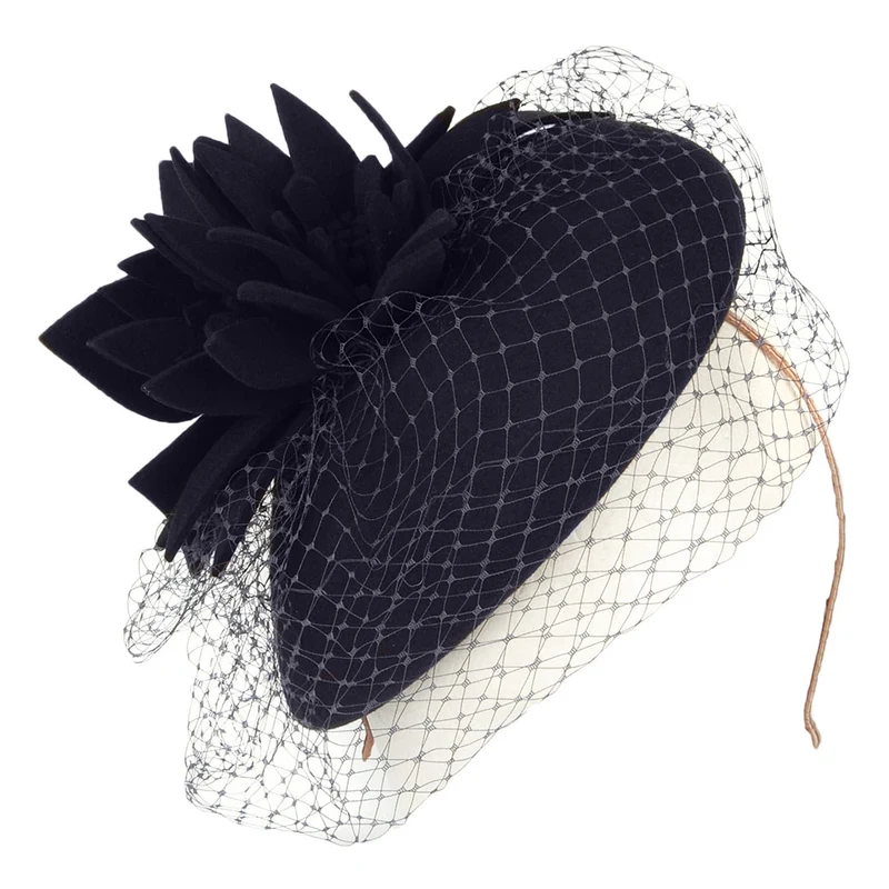 Chapeau Calot Miriam avec Voile bleu marine FAILSWORTH